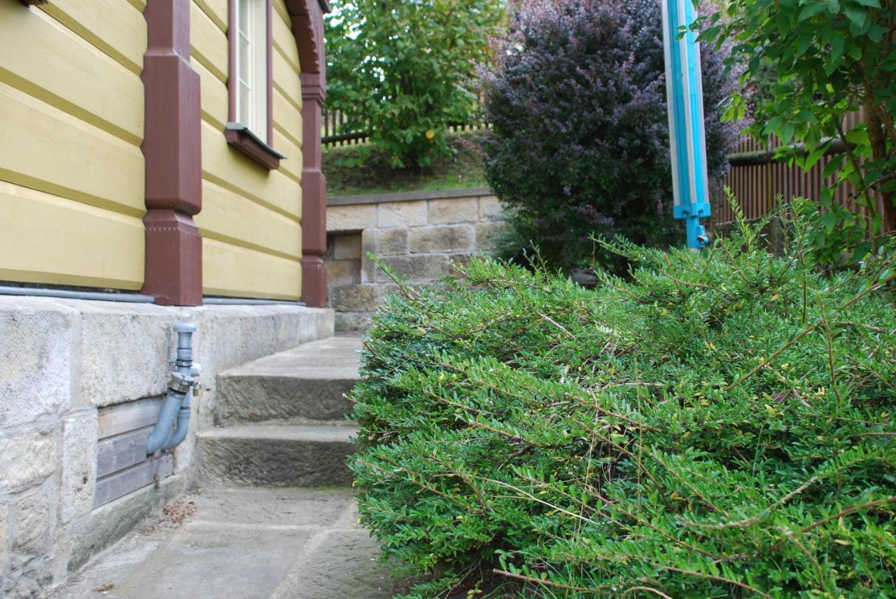 Fh Am Osterbrunnen Hotel Hinterhermsdorf Exterior foto